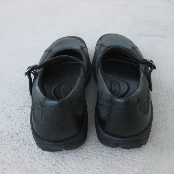 [SOLD] KEEN Black Dahlia Presidio Leather Mary Jane - Picture 4 of 10